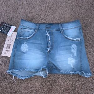 COLOMBIAN JEAN SHORTS